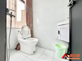 五华万彩城市花园,1室1厅房子出租(合租),租金每月699元