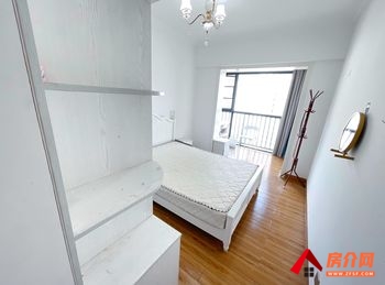 五华西城林语云舞西锦小区，1室0厅房子出租(合租)，租金每月