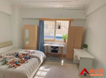 「昆明」盘龙勘泰大厦,3室2厅房子出租(合租)，租金每月50