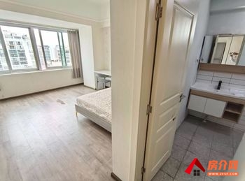 昆明西山汕头大厦 3室2厅房子出租(合租)，租金每月500元