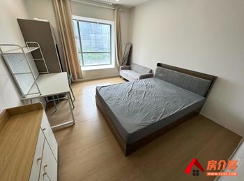 五华人民路壹号广场小区,3室2厅房子出租(合租),租金每月5