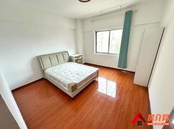 灵光街10号院小区房屋出租，盘龙灵光街10号院，3室1厅房子