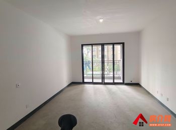 安宁吾悦广场(安宁)，4室2厅二手房出售,报价：90万元