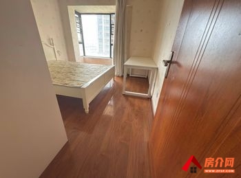 西山润城5区,4室2厅房子出租(合租),租金每月500元 西山润城5区,4室2厅房子出租(合租),租金每月500元