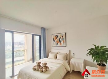 「昆明」五华金泰国际一期,3室1厅房子出租(合租)，租金每月