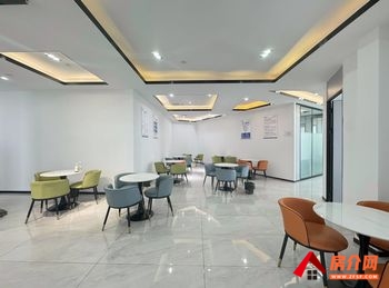 银都汇商务中心 >650m²写字楼出租，参考报价：面议