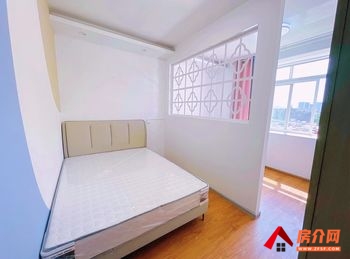 「昆明」西山李家场新村,3室1厅房子出租(合租)，租金每月8