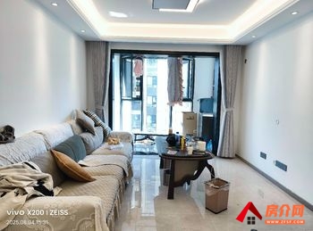 俊发彩云城檀湾小区房屋出租，官渡俊发彩云城檀湾，3室2厅房子