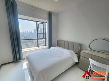 昆明官渡兆丰六千城 3室2厅房子出租(合租)，租金每月500