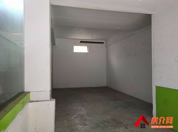 昆明官渡民航路45.33m²仓库出租,参考报价:1180元/ 昆明官渡民航路45.33m²仓库出租,参考报价:1180元/