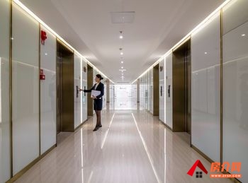 金地中心 >158.65m²写字楼出租,参考报价:98 金地中心 >158.65m²写字楼出租,参考报价:98