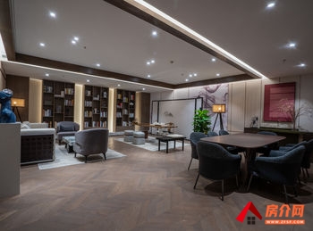 昆明金地中心 >494.52m²写字楼出租,参考报价: 昆明金地中心 >494.52m²写字楼出租,参考报价: