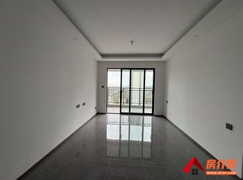 官渡保利城东望，3室2厅二手房出售,报价：119万元