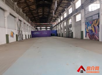 昆明盘龙茨坝2000m²厂房出租,参考报价:面议