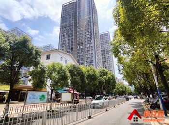 官渡新亚洲体育城900m²商铺出售,参考报价:850万元 官渡新亚洲体育城900m²商铺出售,参考报价:850万元