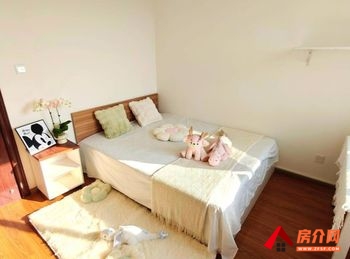 #大润发商业广场小区房屋出租#官渡大润发商业广场，3室2厅房