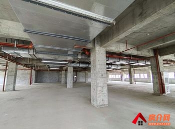 官渡长水机场1300m²厂房出租,参考报价:面议 官渡长水机场1300m²厂房出租,参考报价:面议