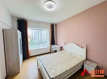 「昆明」五华西景盛典,2室2厅房子出租(合租)，租金每月90