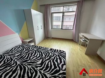 西山永丰商住城，3室2厅房子出租(合租)，租金每月500元