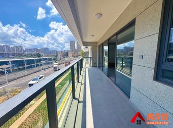 西山龙江金茂府，4室2厅二手房出售,报价：255万元