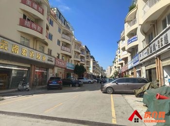 官渡海伦国际205m²商铺出售,参考报价:116万元