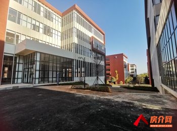 「昆明」官渡长水机场4000m²厂房出售，参考报价：1400