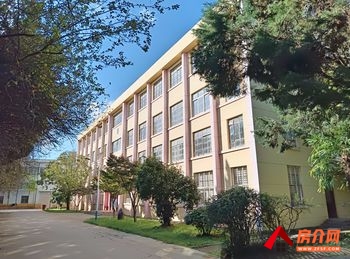 盘龙茨坝500m²厂房出租,参考报价:8000元/月