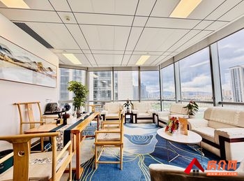 昆明中海国际中心 >300m²写字楼出租，参考报价：9