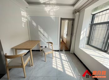 五华青龙巷38号院，2室2厅房子出租(整租)，租金每月180