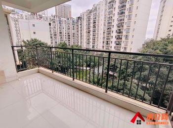 「昆明」五华金域蓝湾,3室2厅房子出租(合租)，租金每月70