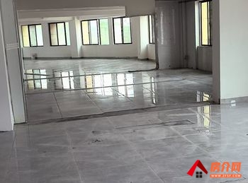 呈贡马金铺260m²厂房出租，参考报价：面议