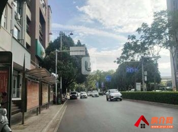 西山世纪半岛275m²商铺出售,参考报价:330万元 西山世纪半岛275m²商铺出售,参考报价:330万元