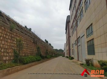 呈贡七甸乡700m²厂房出租,参考报价:面议 呈贡七甸乡700m²厂房出租,参考报价:面议