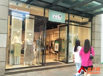 昆明五华南屏街片区187.9m²商铺出售,参考报价:270万 昆明五华南屏街片区187.9m²商铺出售,参考报价:270万