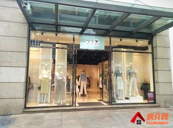 昆明五华南屏街片区187.9m²商铺出售,参考报价:270万 昆明五华南屏街片区187.9m²商铺出售,参考报价:270万