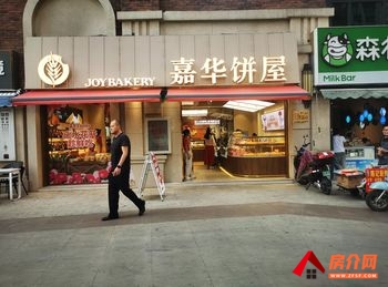 西山前卫营175m²商铺出售,参考报价:168万元 西山前卫营175m²商铺出售,参考报价:168万元