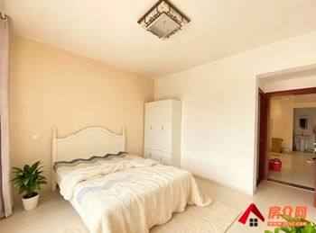 西山未名城(1期)，3室2厅房子出租(合租)，租金每月550