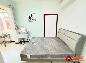 西山宋旗小区，1室1厅房子出租(整租)，租金每月900元