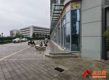 呈贡老县城42.69m²商铺出售,参考报价:69万元 呈贡老县城42.69m²商铺出售,参考报价:69万元