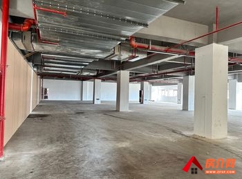 昆明官渡长水机场1423m²厂房出租,参考报价:面议 昆明官渡长水机场1423m²厂房出租,参考报价:面议