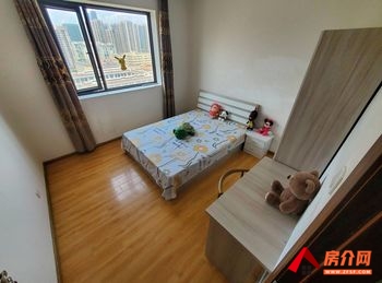 西山广福城雅福园，3室2厅房子出租(合租)，租金每月550元