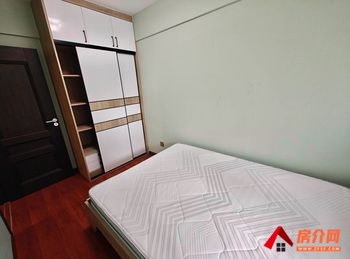 盘龙丽水天锦，1室1厅房子出租(整租)，租金每月1600元