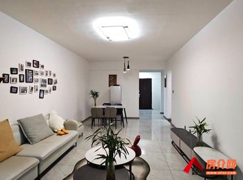 西山海伦堡中央广场(A8地块逸华中心住宅楼)，3室2厅房子出