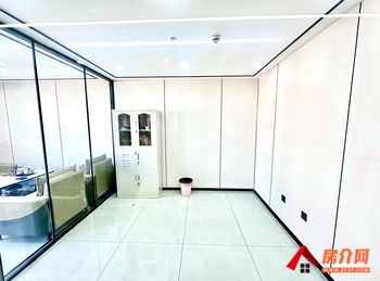 华海新境界 >118m²写字楼出租,参考报价:2702 华海新境界 >118m²写字楼出租,参考报价:2702