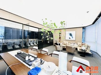 昆明中海国际中心 >550m²写字楼出租，参考报价：面