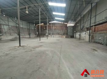 盘龙茨坝1800m²仓库出租，参考报价：面议