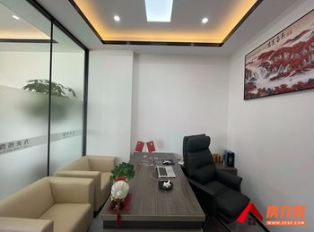 银都汇商务中心 >136m²写字楼出租,参考报价:24 银都汇商务中心 >136m²写字楼出租,参考报价:24