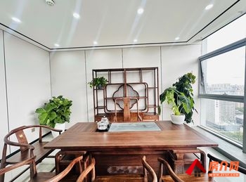 昆百大国际派办公楼 >203m²写字楼出租，参考报价：