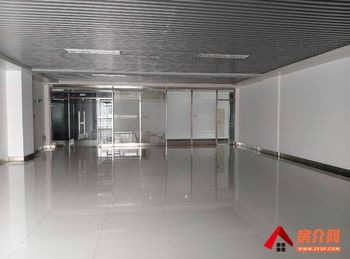 和谐广场 >173.38m²写字楼出租，参考报价：55