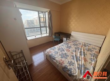 西山润城2区，2室1厅房子出租(合租)，租金每月700元